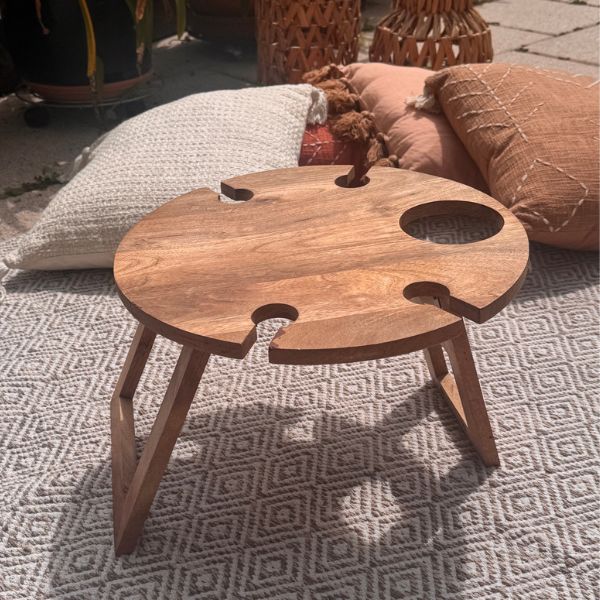 MINA - kleiner Picknicktisch aus Holz für Getränke – Bild 5